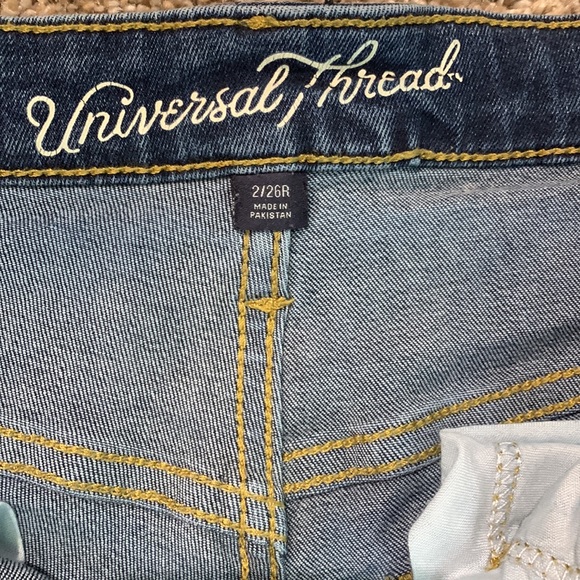 Universal Thread Mid-Rise Skinny - Raw Hem - Picture 3 of 5